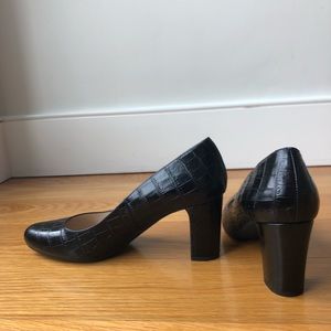 LK Bennett pumps